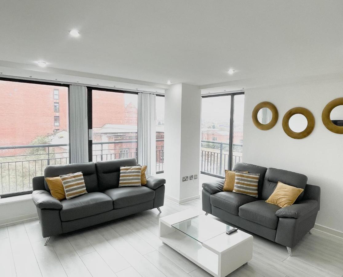 Lovely 2-Bedroom Condo With A Free Parking Birmingham Exterior foto